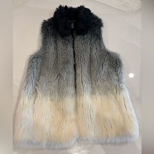 Faux Fur Women’s Vest - Ombré Gradient - Black, Grey and White